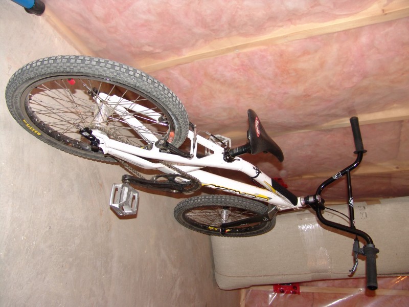 2008 Intense SABOT BMX Pro XL (white 