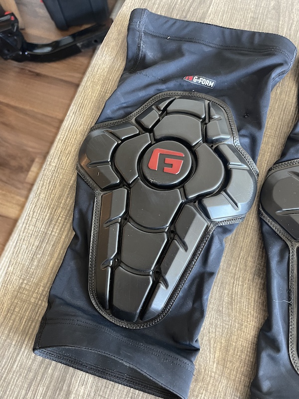 2021 G form knee pads For Sale