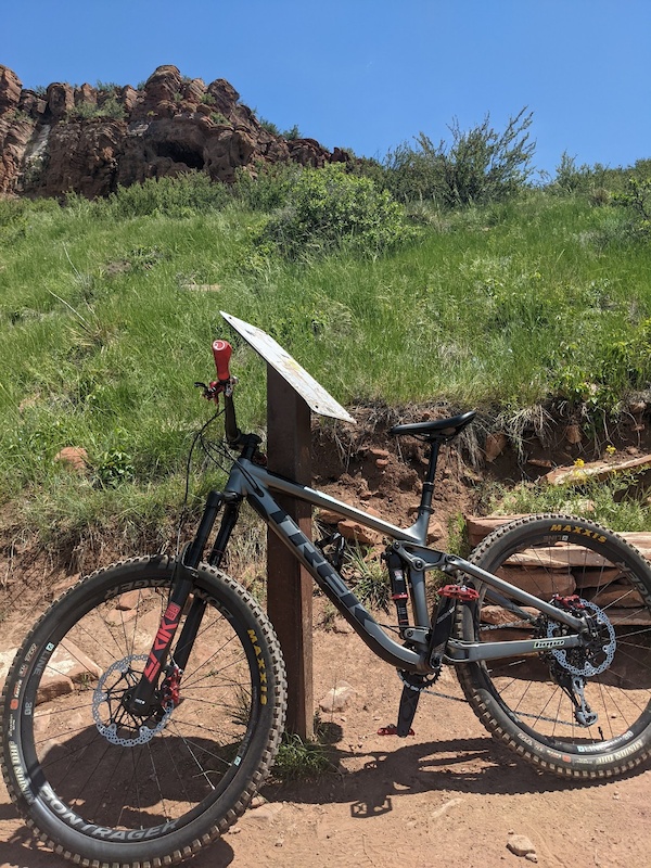 2018 trek remedy 8 blue book