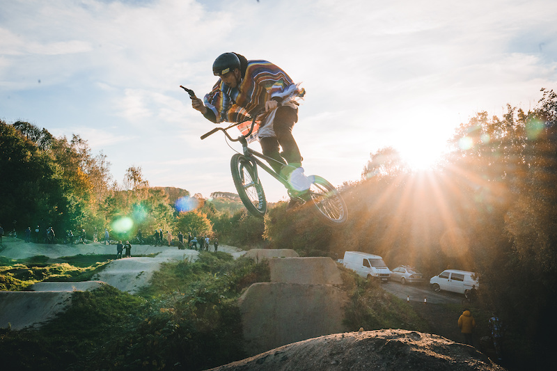 Photo Story: Sheffield's Bolehills Halloween Jam - Pinkbike