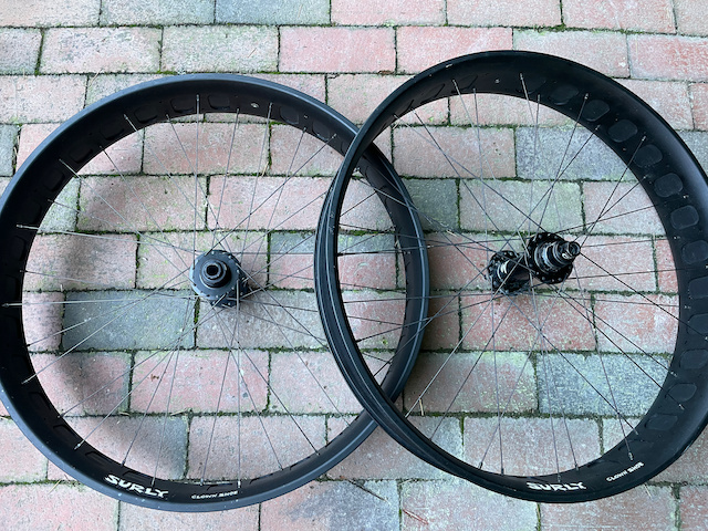2017 Surly Clown Shoe 26