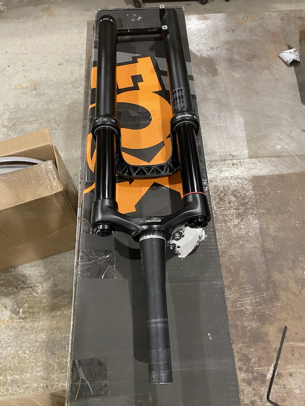 2020 Rockshox 35 gold 150mm shipped For Sale