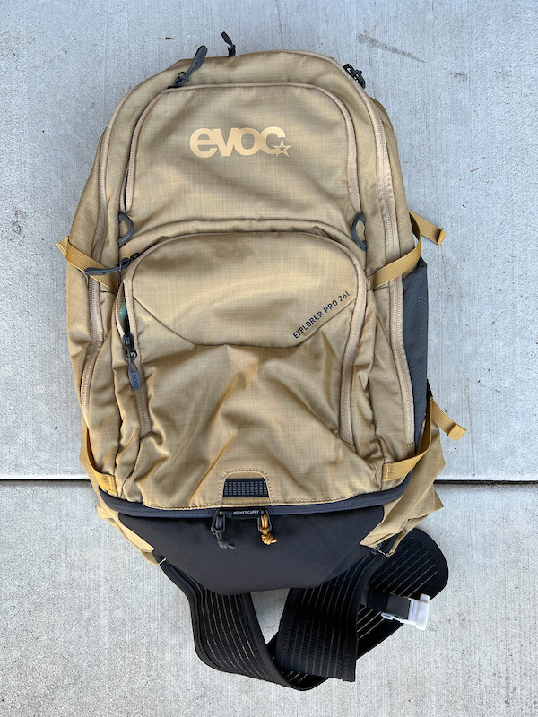 evoc explorer 26l