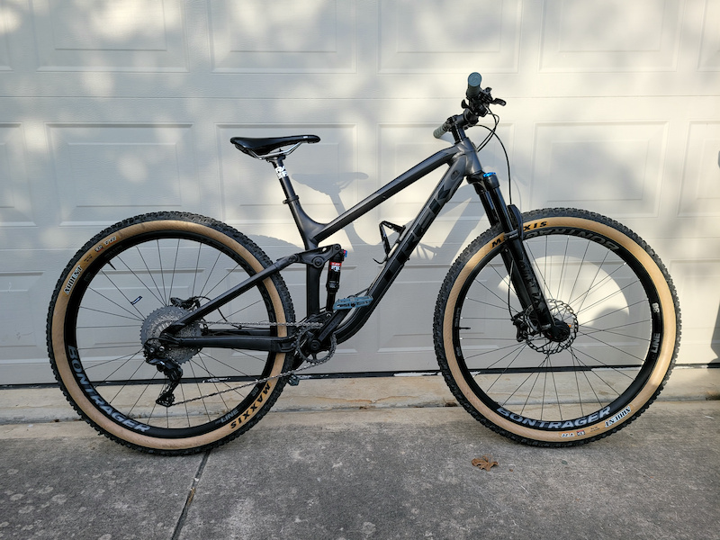 2019 Trek Fuel EX 8 29, M/L with Shimano XT upgrade For Sale