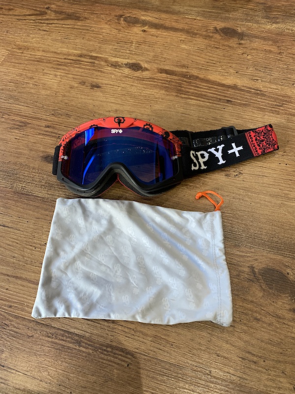 Spy whip goggles with tinted lens For Sale