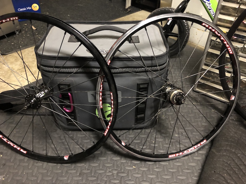 2020 Crupi quad hubs and rhythm hoops 20” 28 hole For Sale