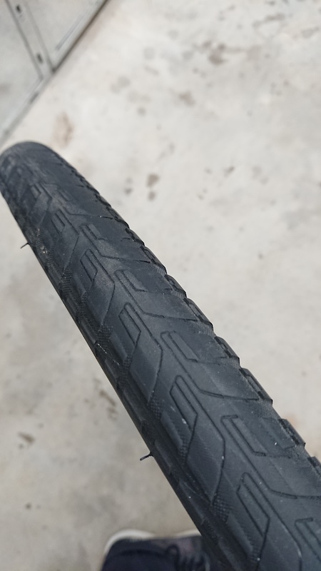 bontrager h5 700x35