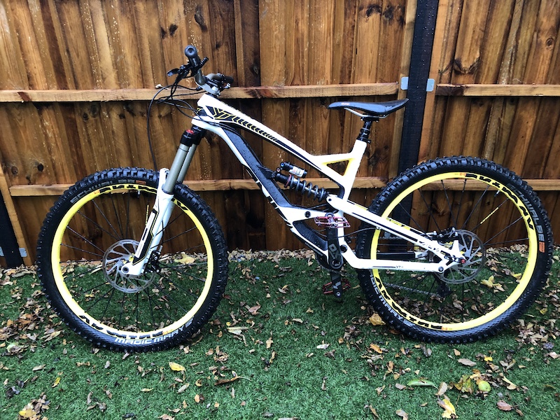 yt capra cf pro race 2015