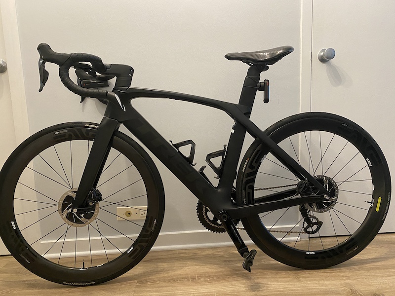 trek madone 2020 disc