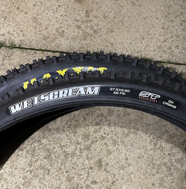 maxxis super tacky