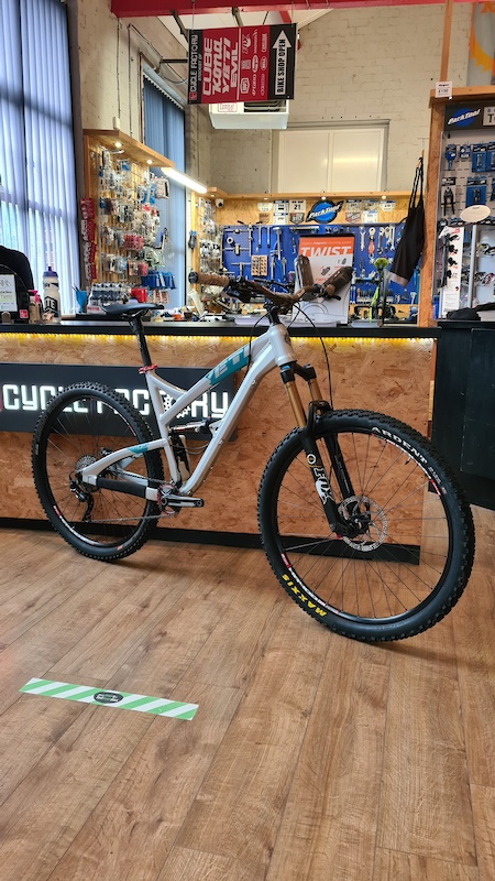 2014 yeti sb95 blue book