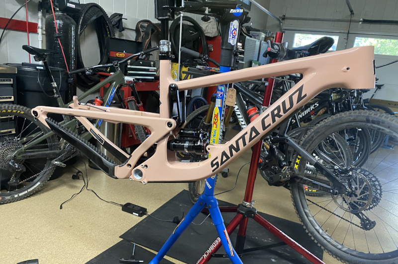 frame santa cruz megatower