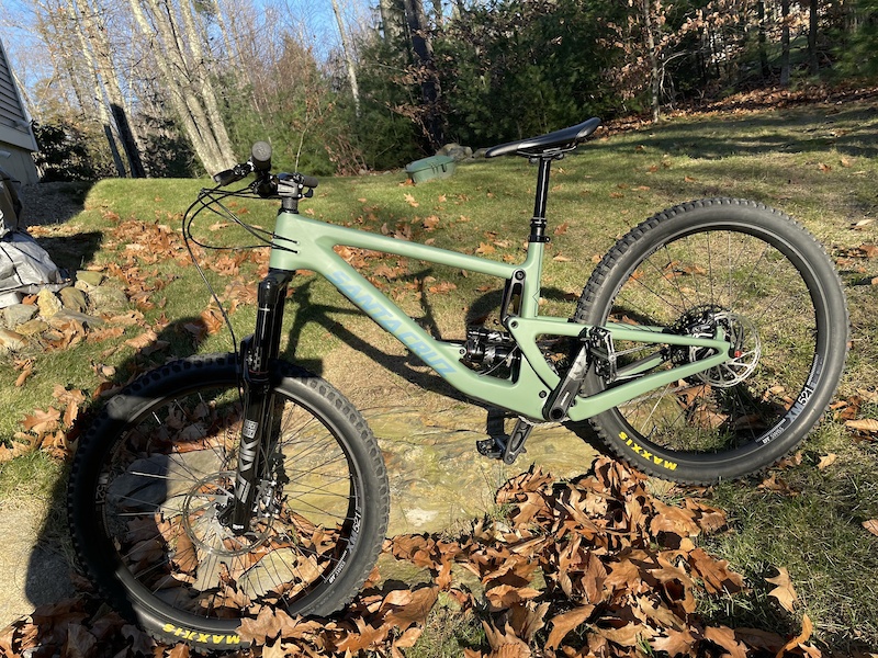 2021 Santa Cruz Bronson Carbon Medium Heavy Upgrades!! For Sale