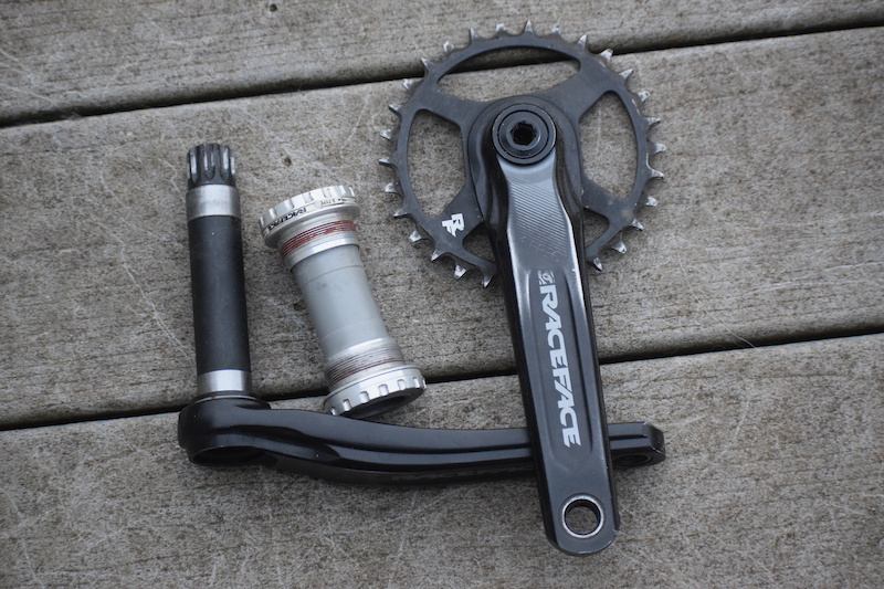 removing race face aeffect cranks