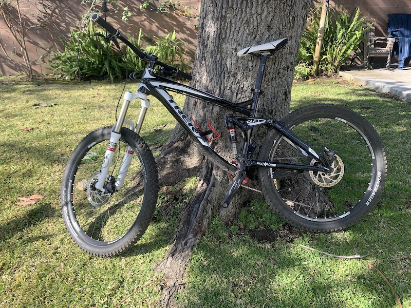 trek remedy 8 2012