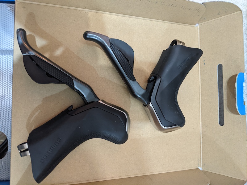 Shimano R785 Di2 Hydraulic shifters For Sale