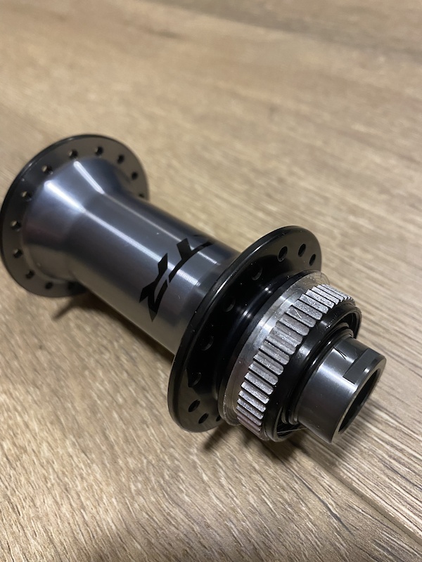 2021 Shimano XTR Front Hub M9110 For Sale