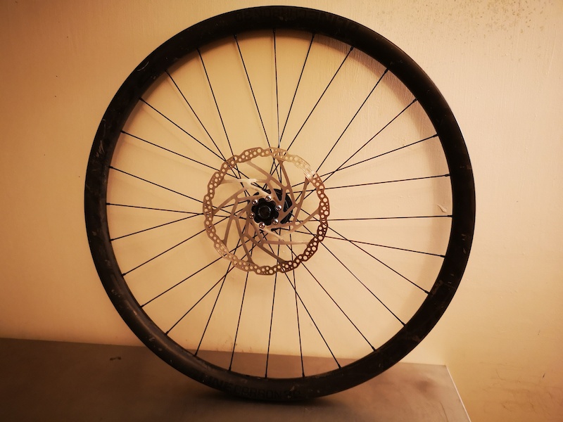 2020 FRONT BONTRAGER LINE CARBON 30 TLR BOOST 29" MTB WHEEL For Sale