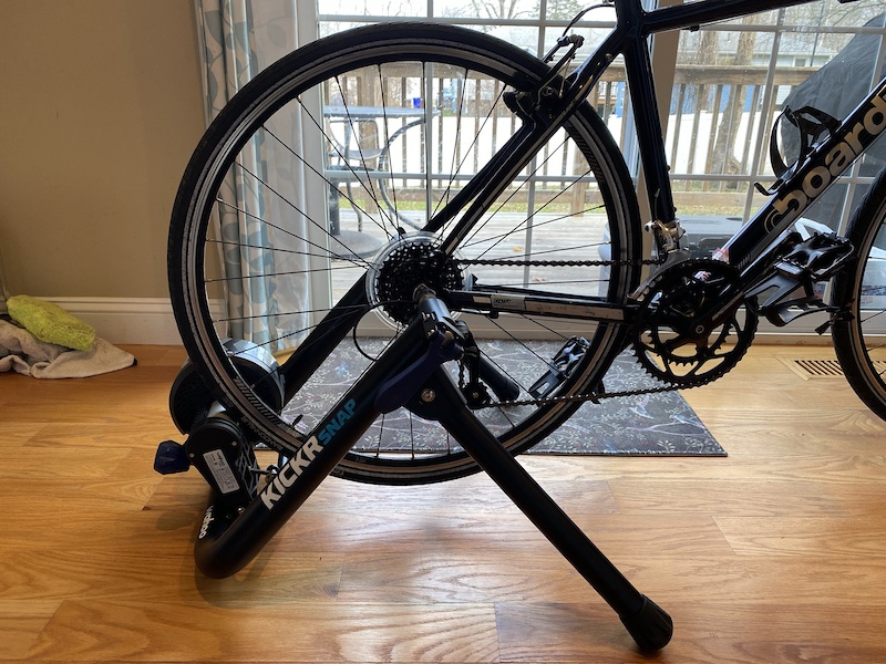 2020 Wahoo KICKR SNAP indoor bike trainer For Sale