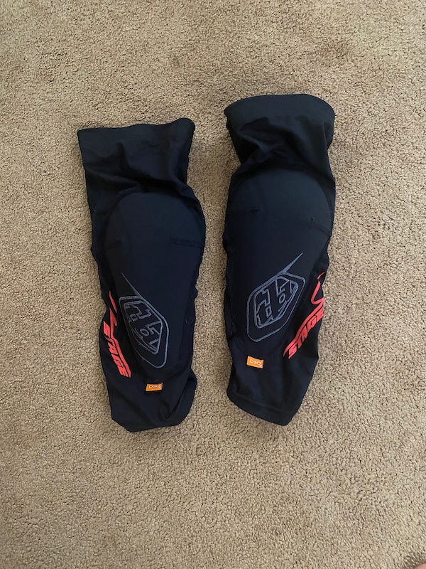 2021 Troy Lee Designs Stage Knee Guard D3O Large For Sale