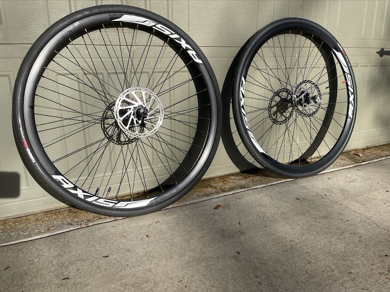 axis road bike wheels