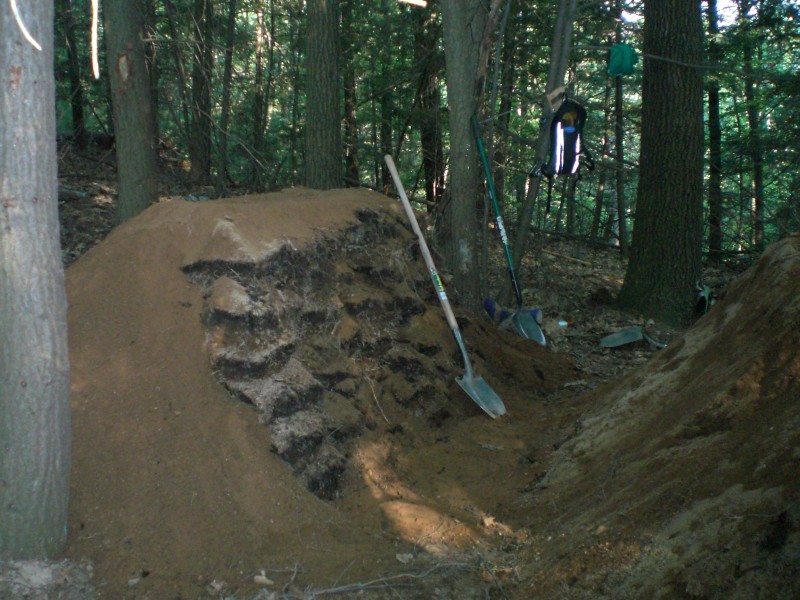 back side of the first jumpp...dirt cubes hold it togther