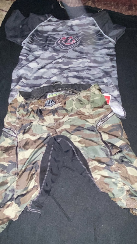 2020 TroyLee Moto shorts & Camo jersey New low price For Sale