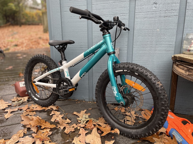 ramones 16 commencal