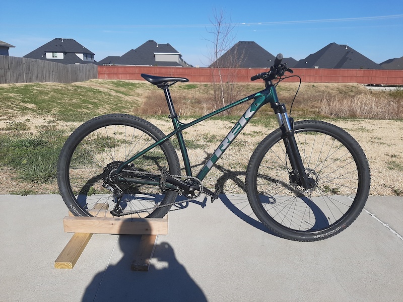 2020 trek marlin 7