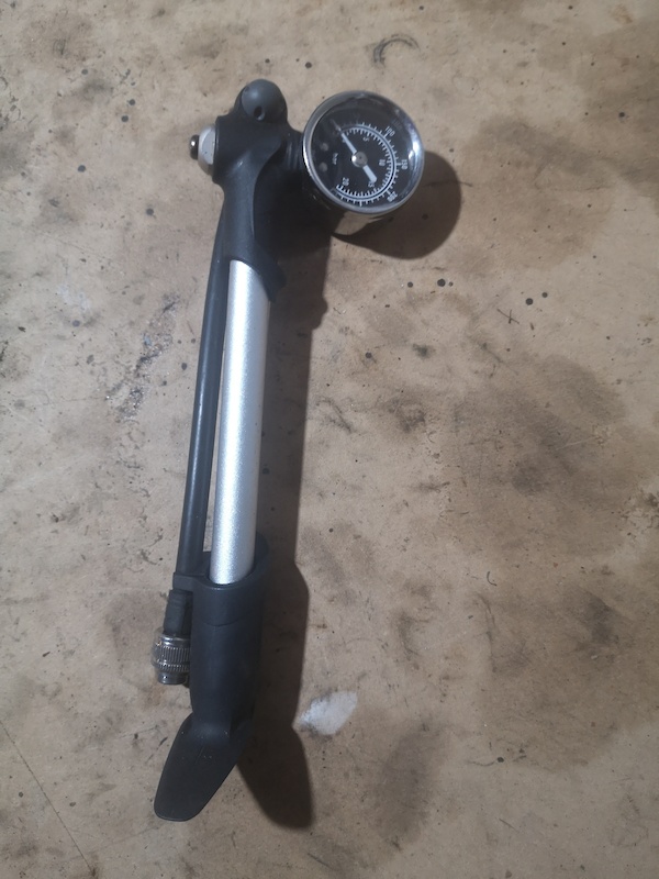 350 psi shock pump