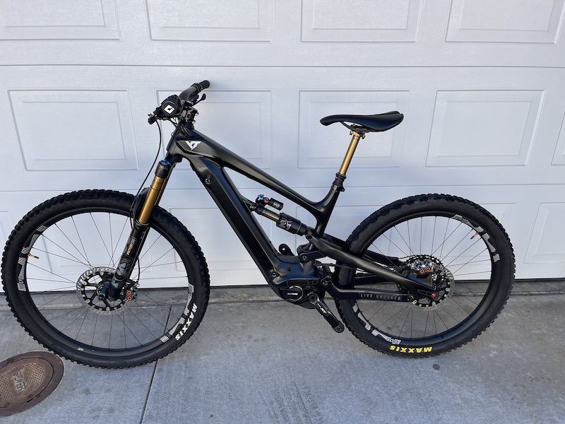 Yt decoy cf 2024 pro race 2020