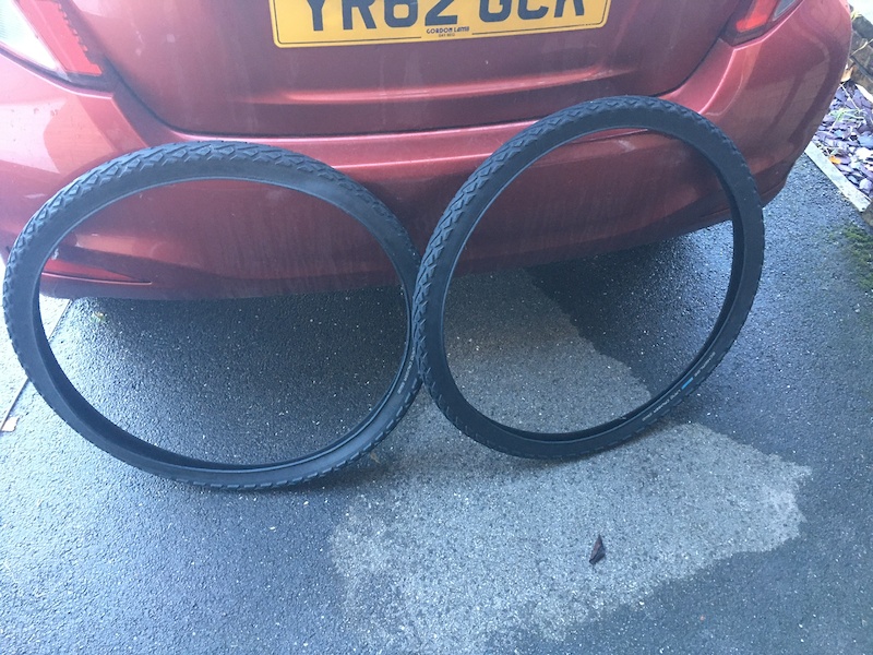schwalbe land cruiser 28x1.75 pair For Sale
