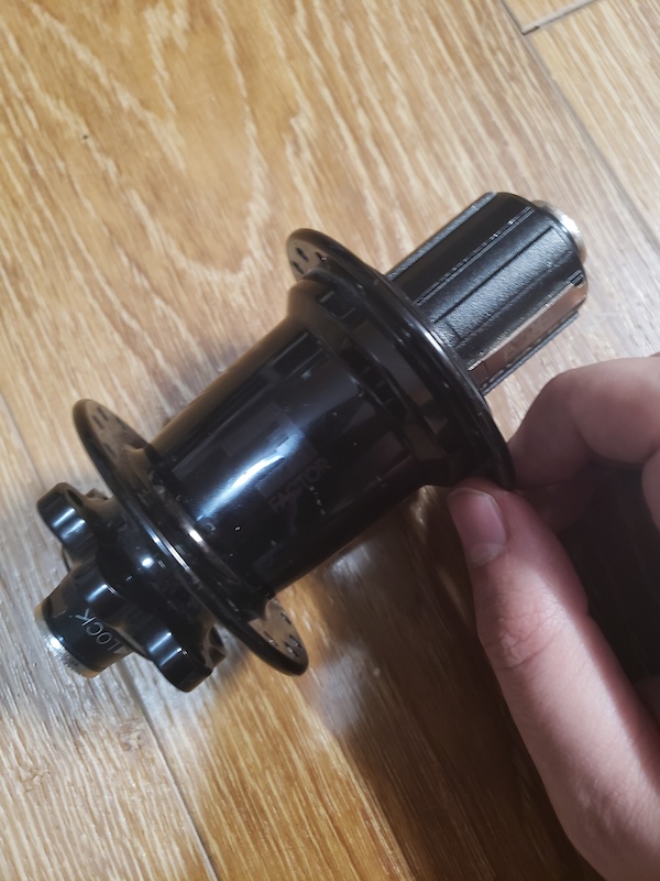 boost and non boost hubs