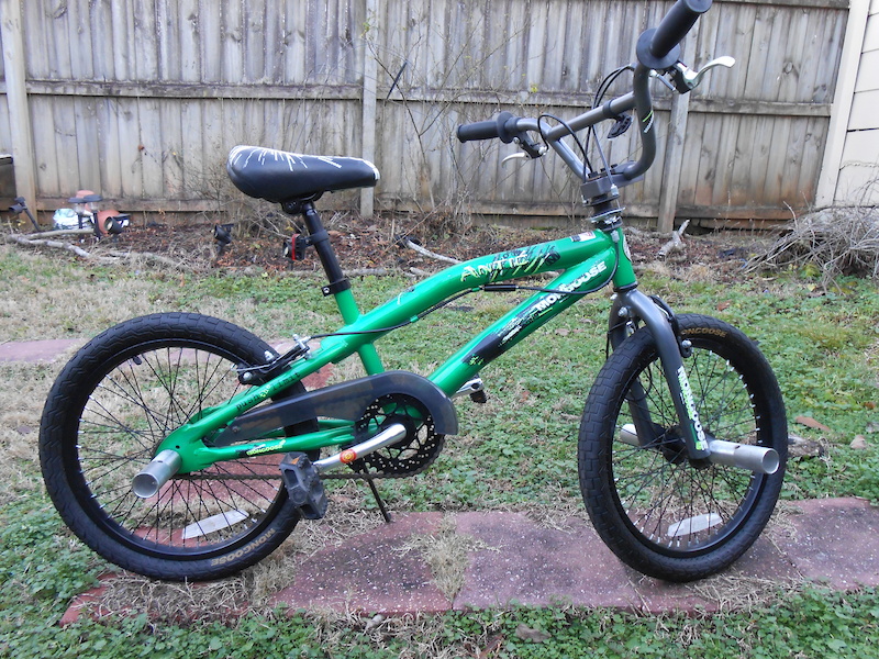 Mongoose bmx green hot sale