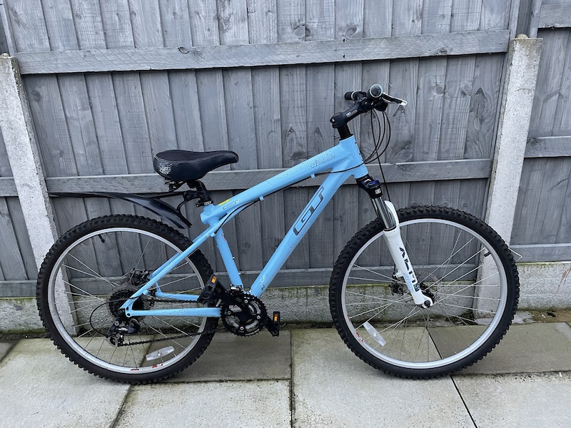 Gt avalanche outlet ladies mountain bike