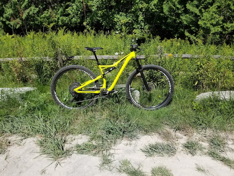 portable air pump for bike tires