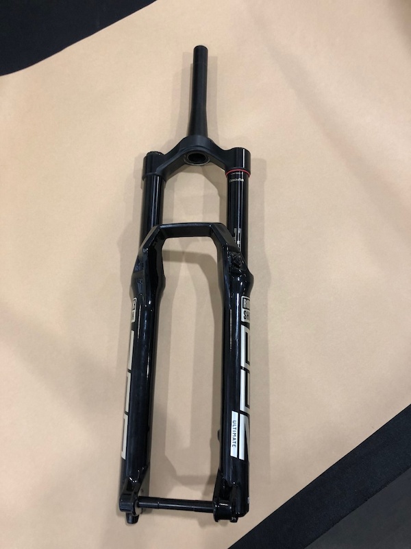2021 Rockshox Zeb Ultimate 29" 170mm Low milage For Sale