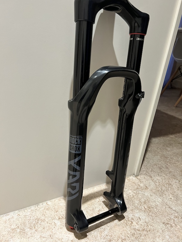 rockshox yari 150mm 27.5