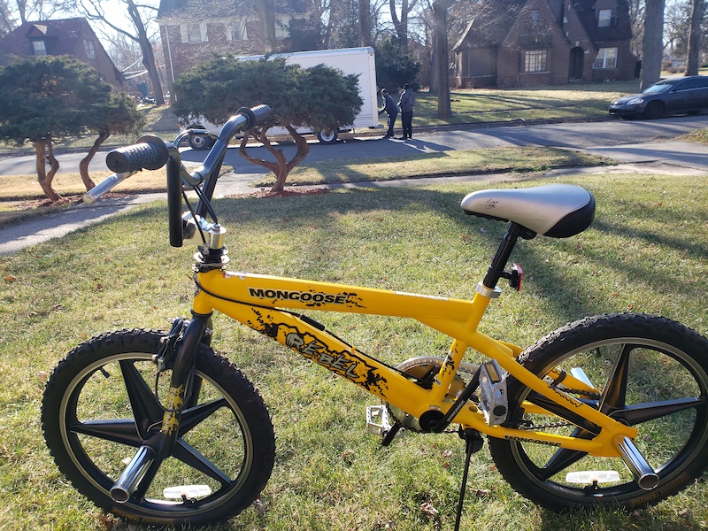 Yellow mongoose bmx bike new arrivals