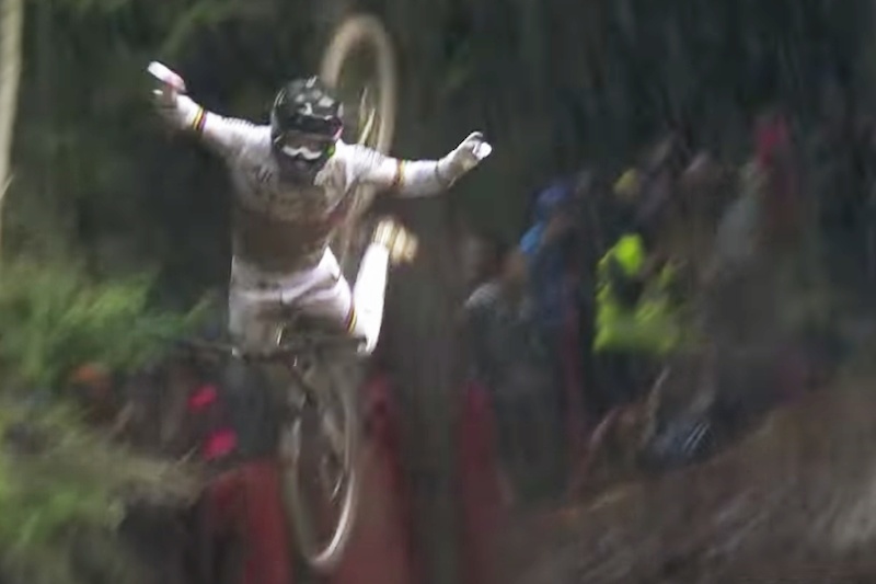 Video: The Downhill World Cup Runs to Remember from 2021 - Pinkbike