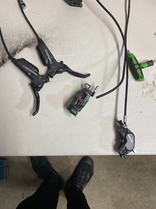 sram code r brakeset