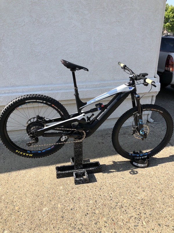 2019 YT Decoy CF Pro For Sale