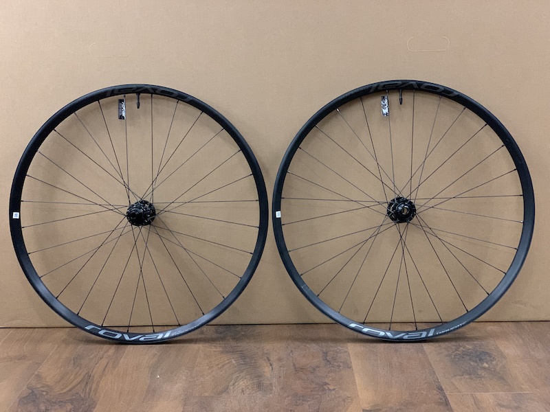 roval traverse 27.5 6b xd wheelset