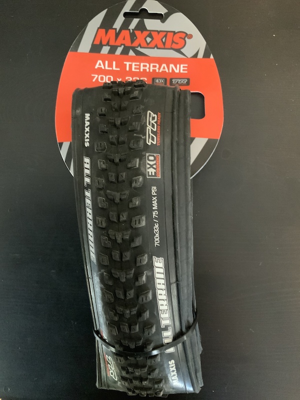 Maxxis all best sale terrane 700x33