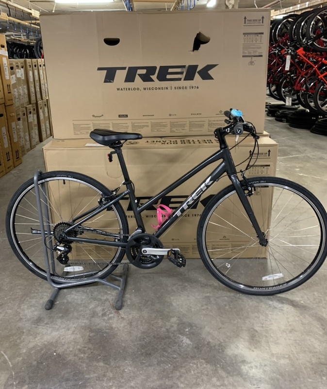 used trek hybrid bicycle