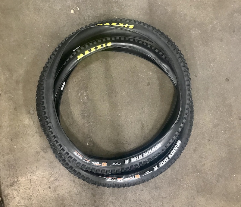 dhr2 tire