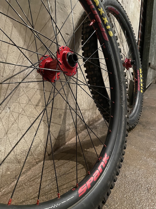 Custom wheel set/ Hope pro 4 hubs/ spank rims For Sale