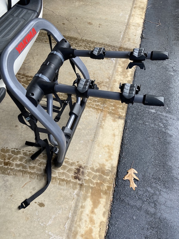 2021 Yakima HalfBack 3 bike rack For Sale