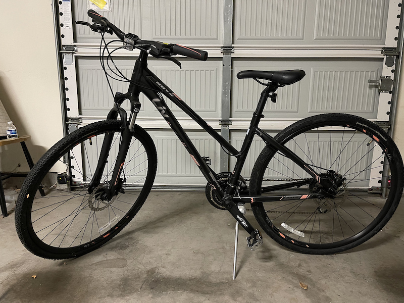 giant liv rove 3 2018