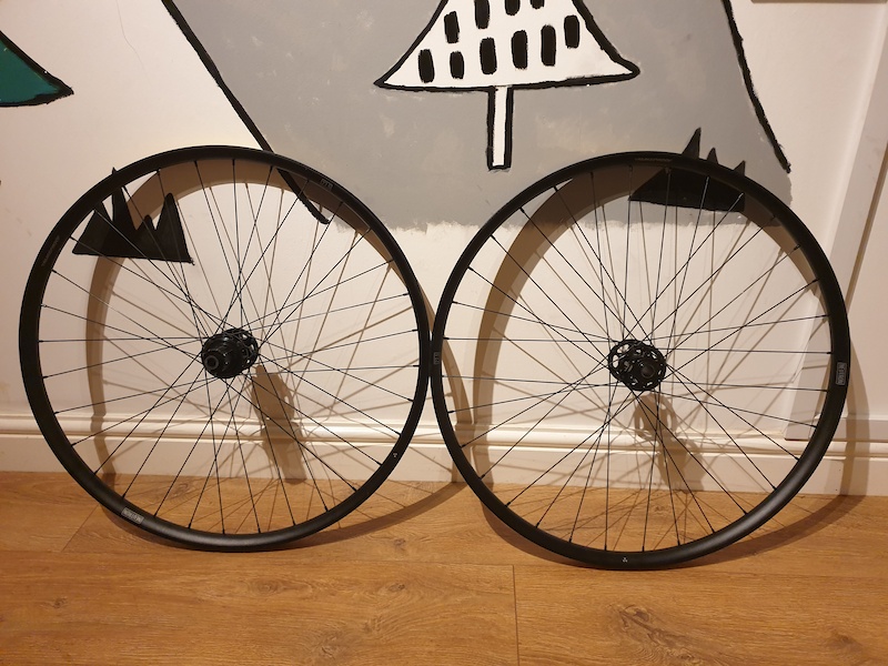 nukeproof neutron v2 wheelset